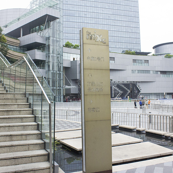 公交候車亭廣告燈箱的優(yōu)點優(yōu)勢 公交候車亭廣告燈箱的優(yōu)點優(yōu)勢